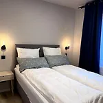 La Maison Des Trois Arbres Villa *