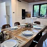 La Maison Des Trois Arbres *