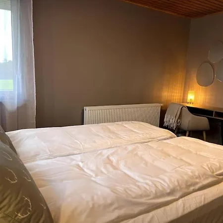 La Maison Des Trois Arbres Villa *