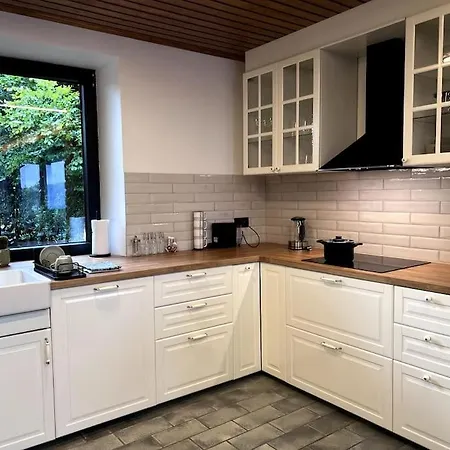 La Maison Des Trois Arbres Вилла