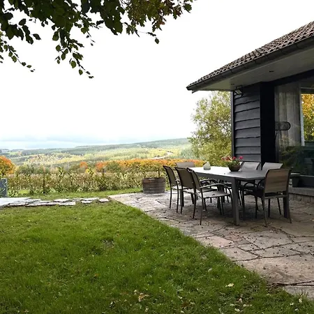 La Maison Des Trois Arbres *
