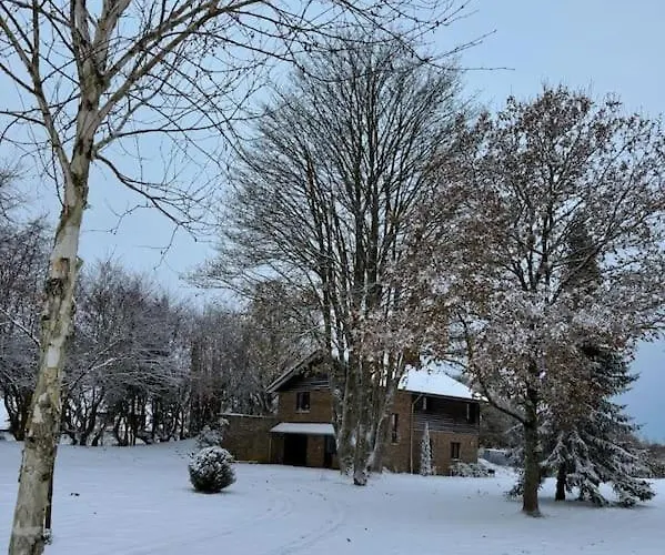 빌라 La Maison Des Trois Arbres *