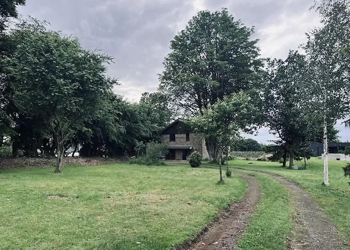 La Maison Des Trois Arbres 빌라