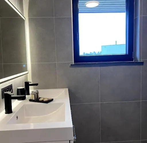 La Maison Des Trois Arbres 빌라