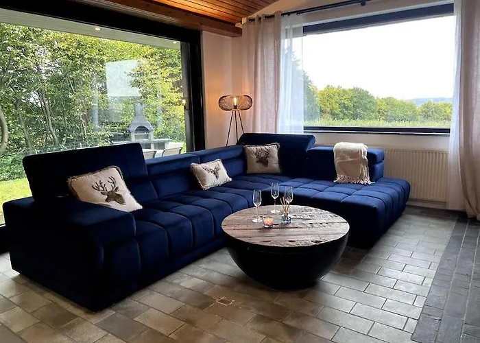 La Maison Des Trois Arbres