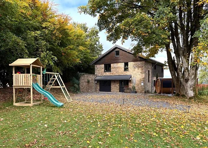 La Maison Des Trois Arbres 빌라 말메디